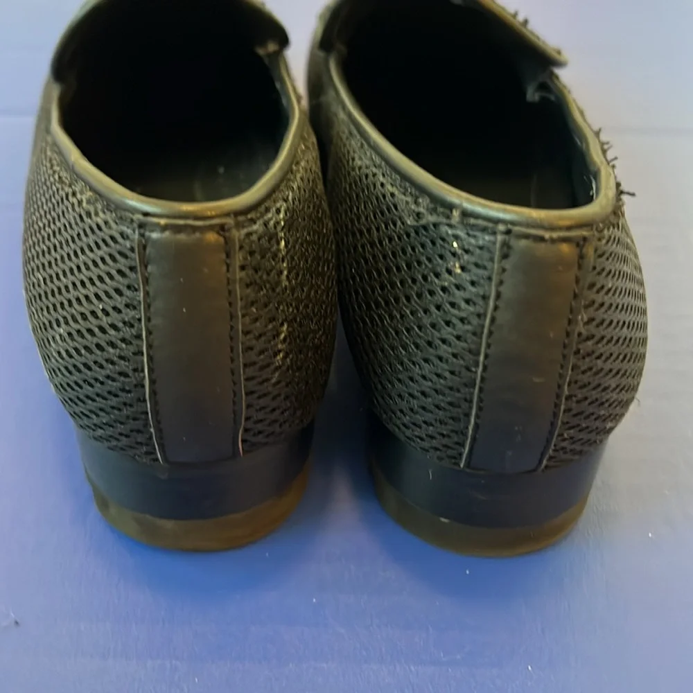 Women’s Donald J Pilner‎ Black Leather loafers Size 6.5 M -flawed